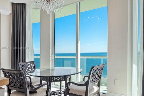 Condo in Sunny Isles Beach, Florida, 2 bedrooms  № 1382043 - photo 6