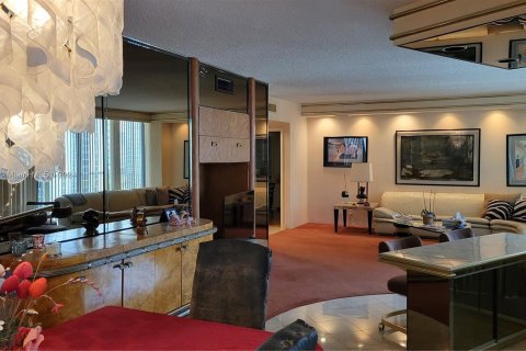 Condominio en venta en Aventura, Florida, 2 dormitorios, 167.22 m2 № 1382042 - foto 9