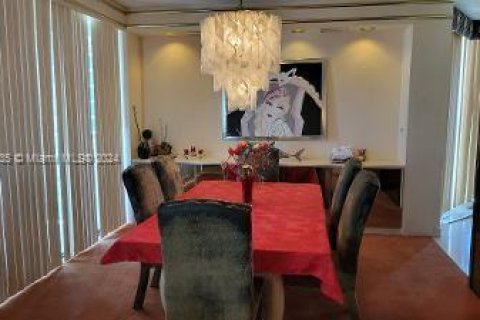 Condominio en venta en Aventura, Florida, 2 dormitorios, 167.22 m2 № 1382042 - foto 15