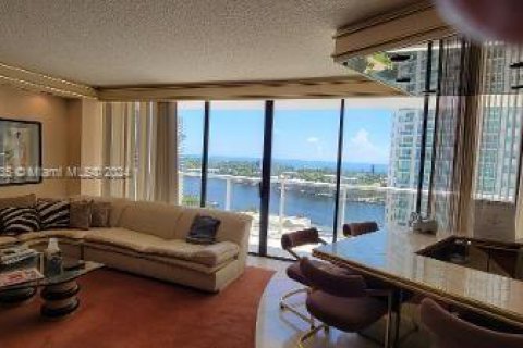 Copropriété à vendre à Aventura, Floride: 2 chambres, 167.22 m2 № 1382042 - photo 5