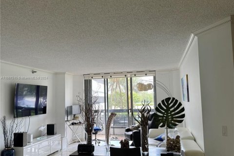 Condo in Aventura, Florida, 2 bedrooms  № 1381953 - photo 4