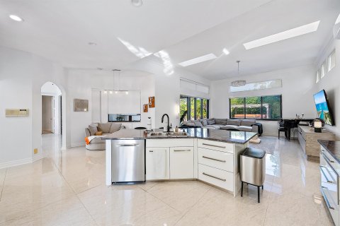 Villa ou maison à vendre à Palm Beach Gardens, Floride: 5 chambres, 309.36 m2 № 728479 - photo 17