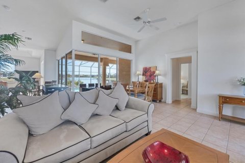 Villa ou maison à vendre à Punta Gorda, Floride: 3 chambres, 211.54 m2 № 1258969 - photo 6