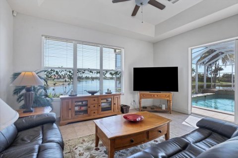 Villa ou maison à vendre à Punta Gorda, Floride: 3 chambres, 211.54 m2 № 1258969 - photo 15