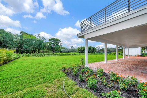 Casa en venta en Southwest Ranches, Florida, 5 dormitorios, 380.43 m2 № 880549 - foto 10