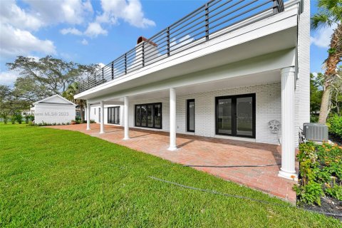 Casa en venta en Southwest Ranches, Florida, 5 dormitorios, 380.43 m2 № 880549 - foto 12