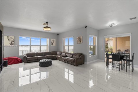 Villa ou maison à vendre à Miramar, Floride: 6 chambres, 418.43 m2 № 1150887 - photo 24