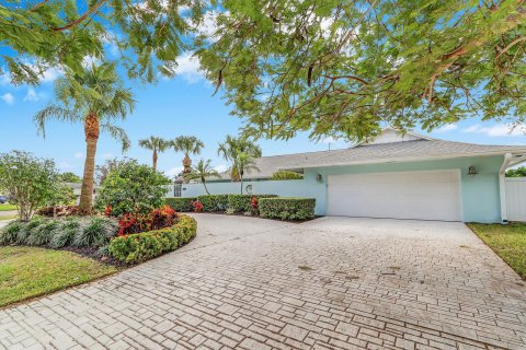 Villa ou maison à vendre à Tequesta, Floride: 4 chambres, 264.21 m2 № 884352 - photo 27