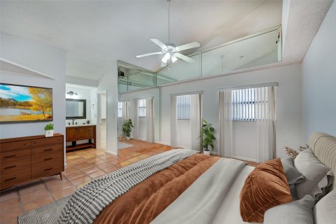 Villa ou maison à vendre à Deerfield Beach, Floride: 3 chambres, 157.38 m2 № 786199 - photo 28