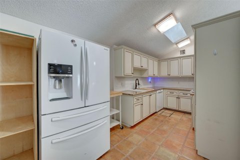 Villa ou maison à vendre à Deerfield Beach, Floride: 3 chambres, 157.38 m2 № 786199 - photo 23