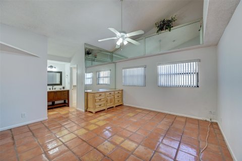 Villa ou maison à vendre à Deerfield Beach, Floride: 3 chambres, 157.38 m2 № 786199 - photo 14