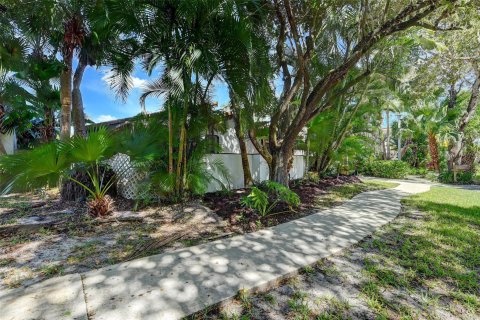 Casa en venta en Deerfield Beach, Florida, 3 dormitorios, 157.38 m2 № 786199 - foto 1