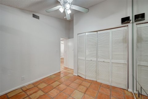 Casa en venta en Deerfield Beach, Florida, 3 dormitorios, 157.38 m2 № 786199 - foto 4