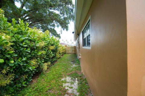 Casa en venta en Hollywood, Florida, 3 dormitorios, 93.65 m2 № 1221665 - foto 6