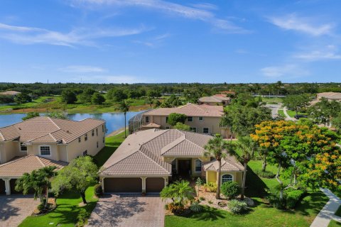 House in Lake Worth, Florida 4 bedrooms, 252.88 sq.m. № 1221656 - photo 21