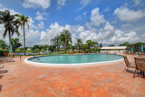 Villa ou maison à vendre à Delray Beach, Floride: 2 chambres, 116.59 m2 № 1092329 - photo 2