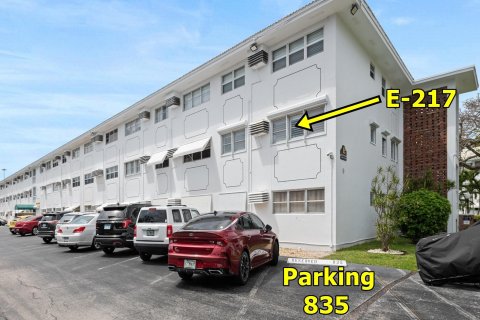 Copropriété à vendre à Fort Lauderdale, Floride: 2 chambres, 81.29 m2 № 1092282 - photo 23