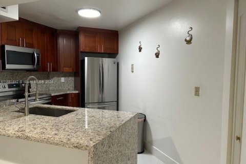 Condominio en venta en Miami, Florida, 2 dormitorios, 92.9 m2 № 1372499 - foto 7