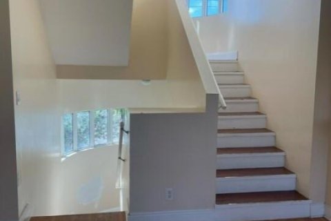 Townhouse in West Palm Beach, Florida 2 bedrooms, 728.17 sq.m. № 876406 - photo 6