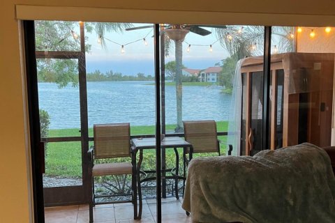 Copropriété à vendre à Deerfield Beach, Floride: 2 chambres, 106.84 m2 № 1180172 - photo 12