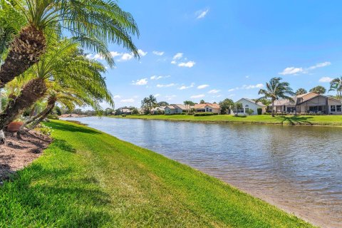 House in Jupiter, Florida 4 bedrooms, 269.32 sq.m. № 1146558 - photo 8