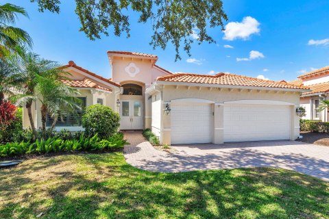 House in Jupiter, Florida 4 bedrooms, 269.32 sq.m. № 1146558 - photo 6