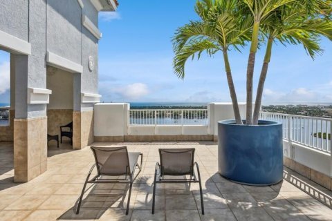 Condo in West Palm Beach, Florida, 1 bedroom  № 1146561 - photo 9