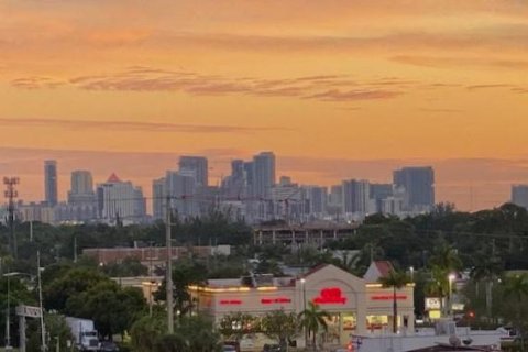 Condo in Wilton Manors, Florida, 2 bedrooms  № 1182031 - photo 30