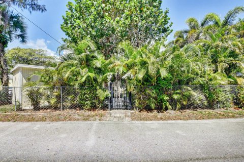 House in Delray Beach, Florida 2 bedrooms, 101.08 sq.m. № 1009483 - photo 28