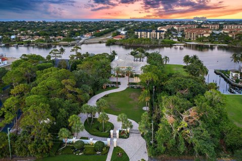 Villa ou maison à vendre à Palm Beach Gardens, Floride: 8 chambres, 864.55 m2 № 724807 - photo 10