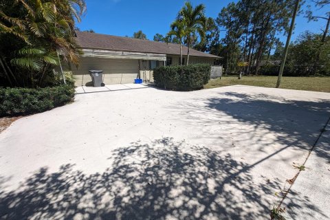 House in Jupiter, Florida 3 bedrooms, 174.75 sq.m. № 1160813 - photo 27