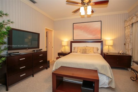 Condo in Miami Beach, Florida  № 38861 - photo 2