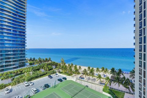 Condo in Sunny Isles Beach, Florida, 3 bedrooms  № 1410866 - photo 6