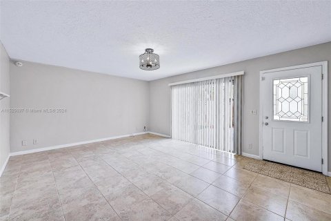 Touwnhouse à vendre à Jupiter, Floride: 2 chambres, 122.63 m2 № 991000 - photo 5