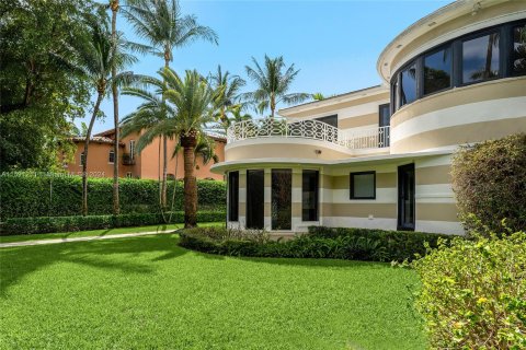 Casa en venta en Miami Beach, Florida, 4 dormitorios, 348.94 m2 № 1181224 - foto 14