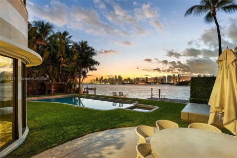 Casa en venta en Miami Beach, Florida, 4 dormitorios, 348.94 m2 № 1181224 - foto 6