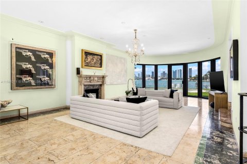 Villa ou maison à vendre à Miami Beach, Floride: 4 chambres, 348.94 m2 № 1181224 - photo 19