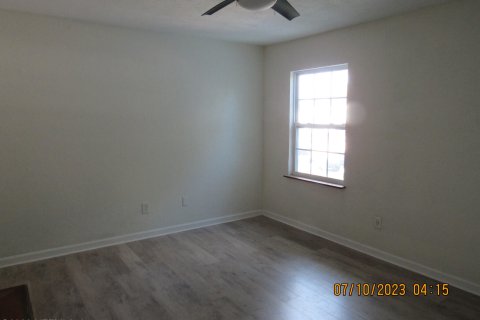 House in Jacksonville, Florida 3 bedrooms, 121.24 sq.m. № 774602 - photo 29