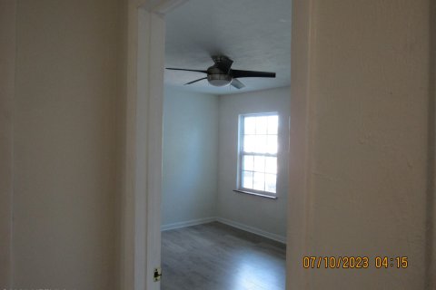 House in Jacksonville, Florida 3 bedrooms, 121.24 sq.m. № 774602 - photo 28