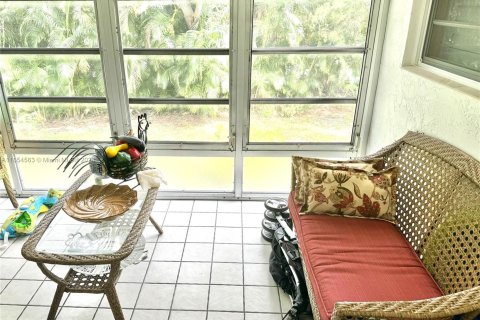 Condominio en alquiler en Stuart, Florida, 2 dormitorios, 100.15 m2 № 1351679 - foto 15