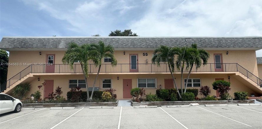 Condominio en Stuart, Florida, 2 dormitorios  № 1351679