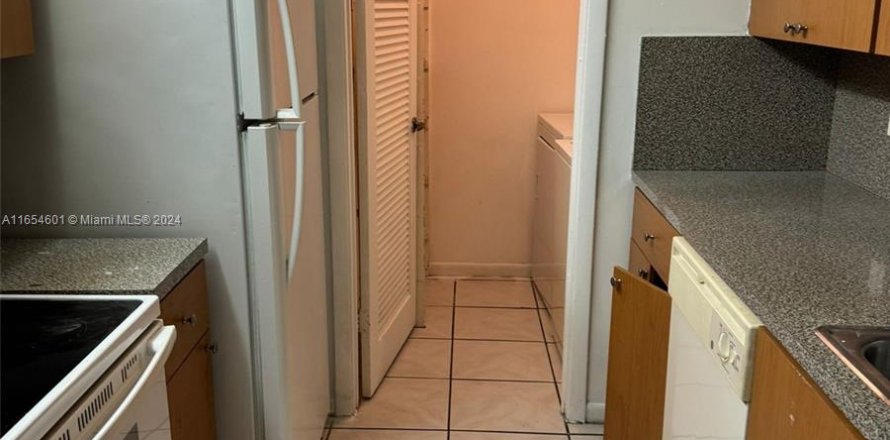 Condo à North Lauderdale, Floride, 2 chambres  № 1351685