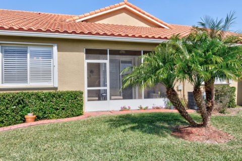 House in Vero Beach, Florida 2 bedrooms, 153.01 sq.m. № 1002557 - photo 14