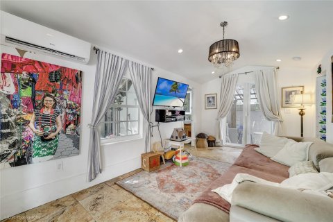 Casa en venta en Miami, Florida, 4 dormitorios, 340.67 m2 № 1333294 - foto 19