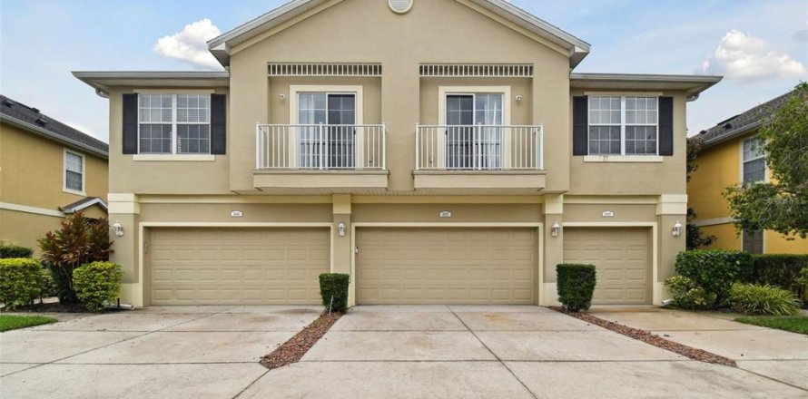 Townhouse in Riverview, Florida 2 bedrooms, 120.59 sq.m. № 1389108