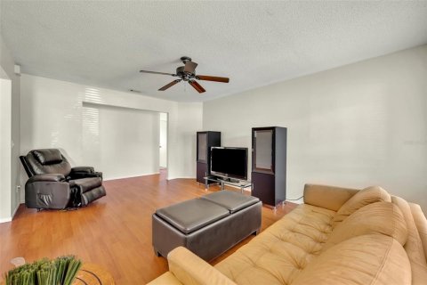 Casa en venta en Oviedo, Florida, 4 dormitorios, 193.42 m2 № 1343447 - foto 9