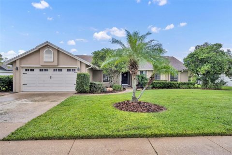 Villa ou maison à vendre à Oviedo, Floride: 4 chambres, 193.42 m2 № 1343447 - photo 3