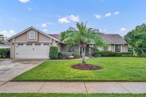 House in Oviedo, Florida 4 bedrooms, 193.42 sq.m. № 1343447 - photo 1