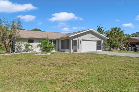 House in North Port, Florida 3 bedrooms, 143.26 sq.m. № 1144879 - photo 2