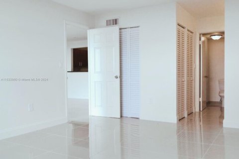 Condominio en venta en Miami Beach, Florida, 1 dormitorio, 74.32 m2 № 1293268 - foto 7